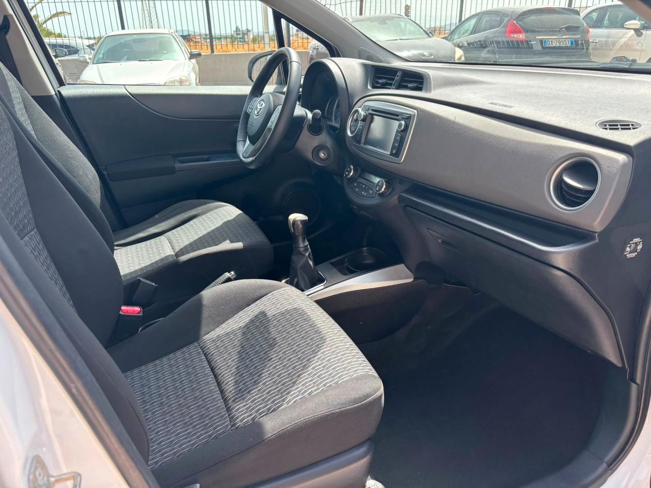 Toyota Yaris 1.0 Lounge 69 CV
