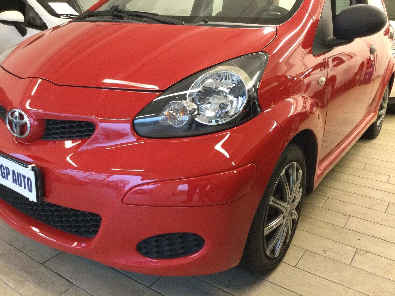 Toyota Aygo 1.0 12V VVT-i 5 porte Now