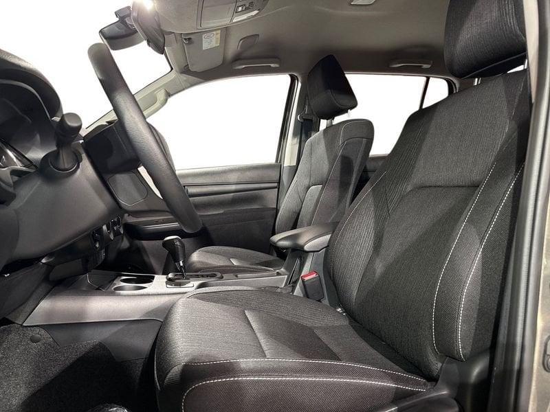 Toyota Hilux 2.4 D-4D 4WD 4 porte Double Cab Comfort