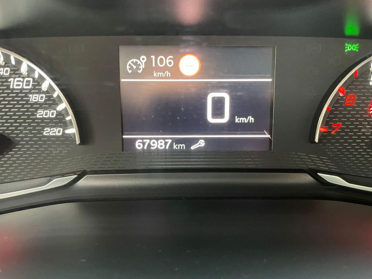 PEUGEOT - 208 - BlueHDi 100 S&S 5p. Active