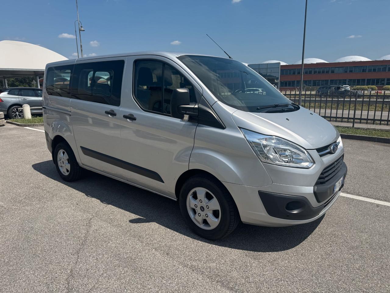 Ford Transit Custom Trend 2.0 TDCi 130CV 9 posti PC