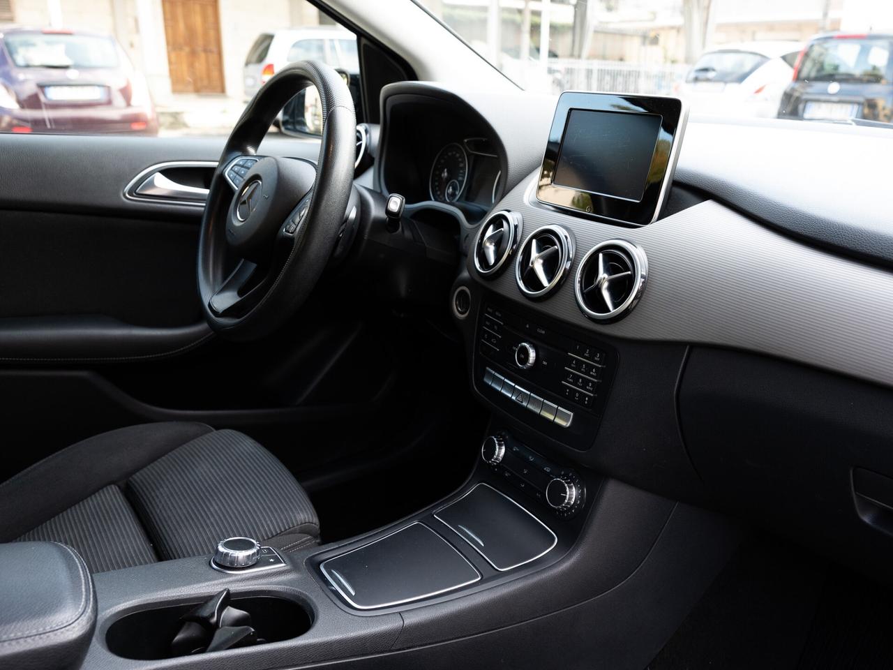 Mercedes-benz B 180 d Business