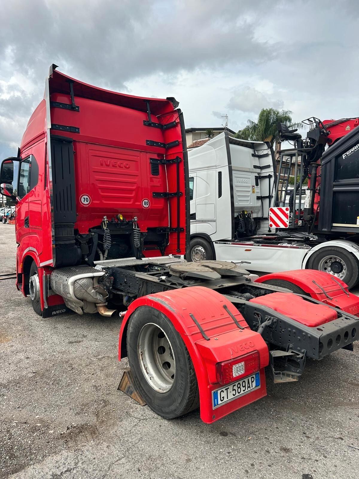 Trattore Stradale Iveco S-WAY 480 USO RICAMBI