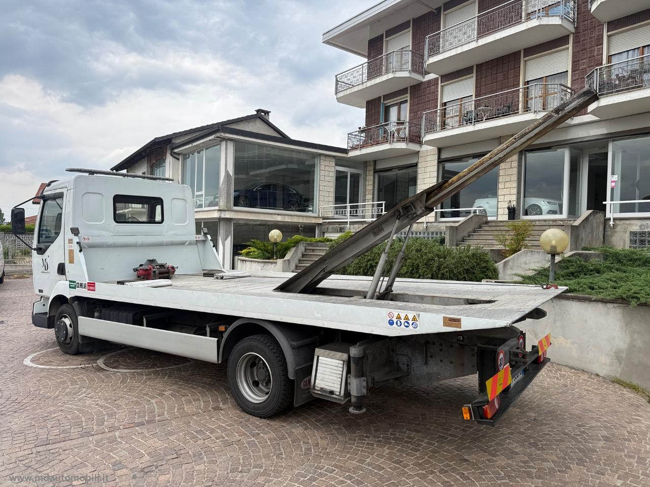 MIDLUM 150DCI CARRO ATTREZZI COMEAR SEA 200 PATENTE C