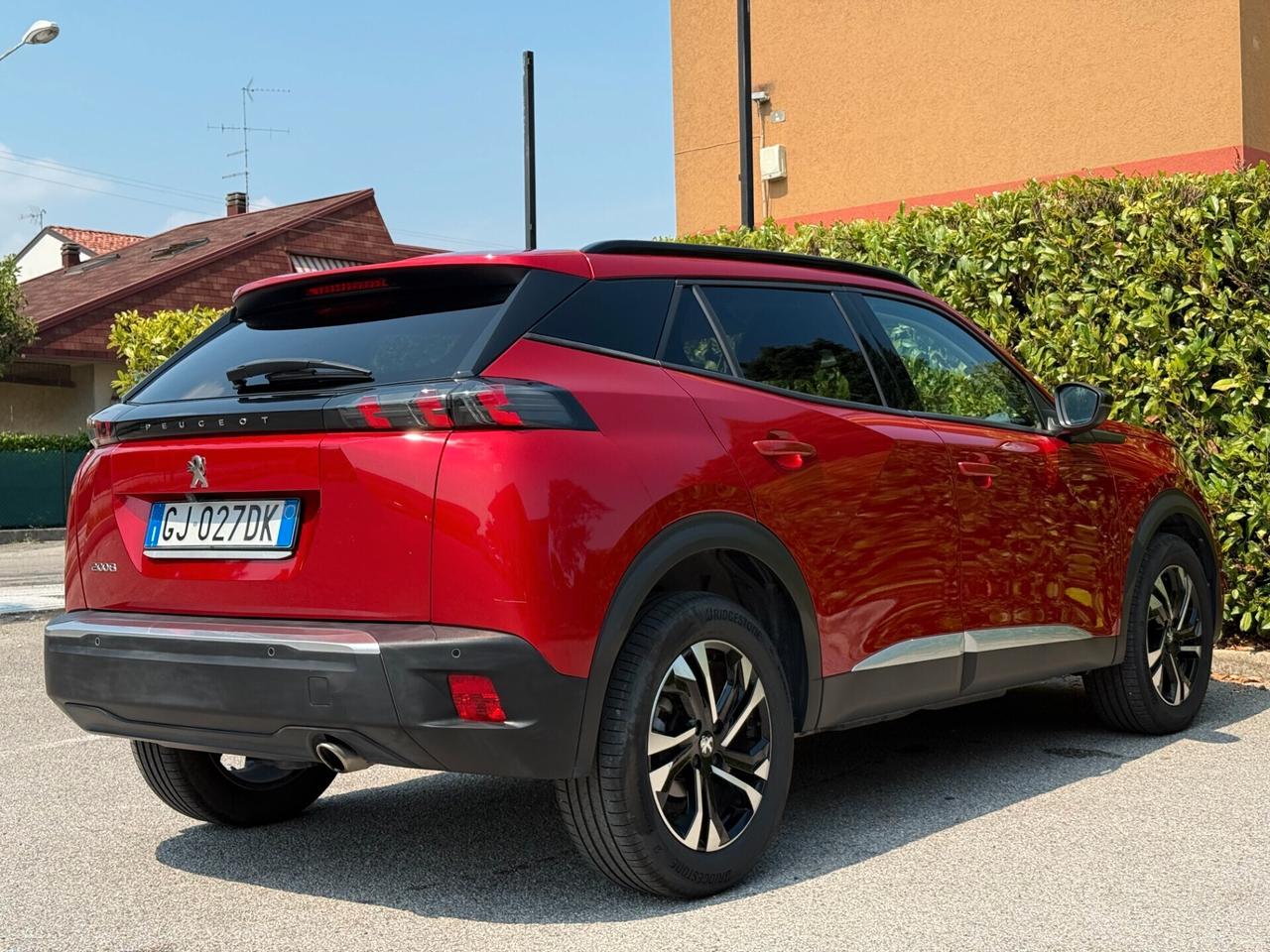 Peugeot 2008 1.5 CATENA AGGIORNATA Allure s