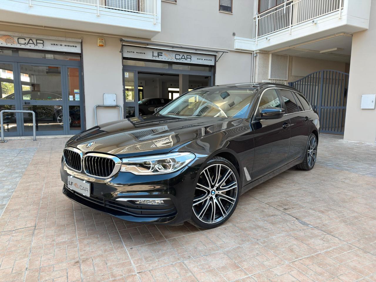 Bmw 540d xDrive Touring 320 cv
