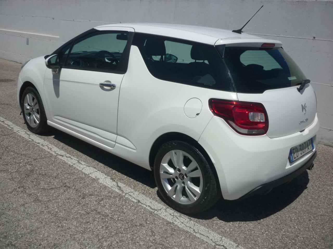 DS 3 1.4 VTi 95 Chic Km 86.00