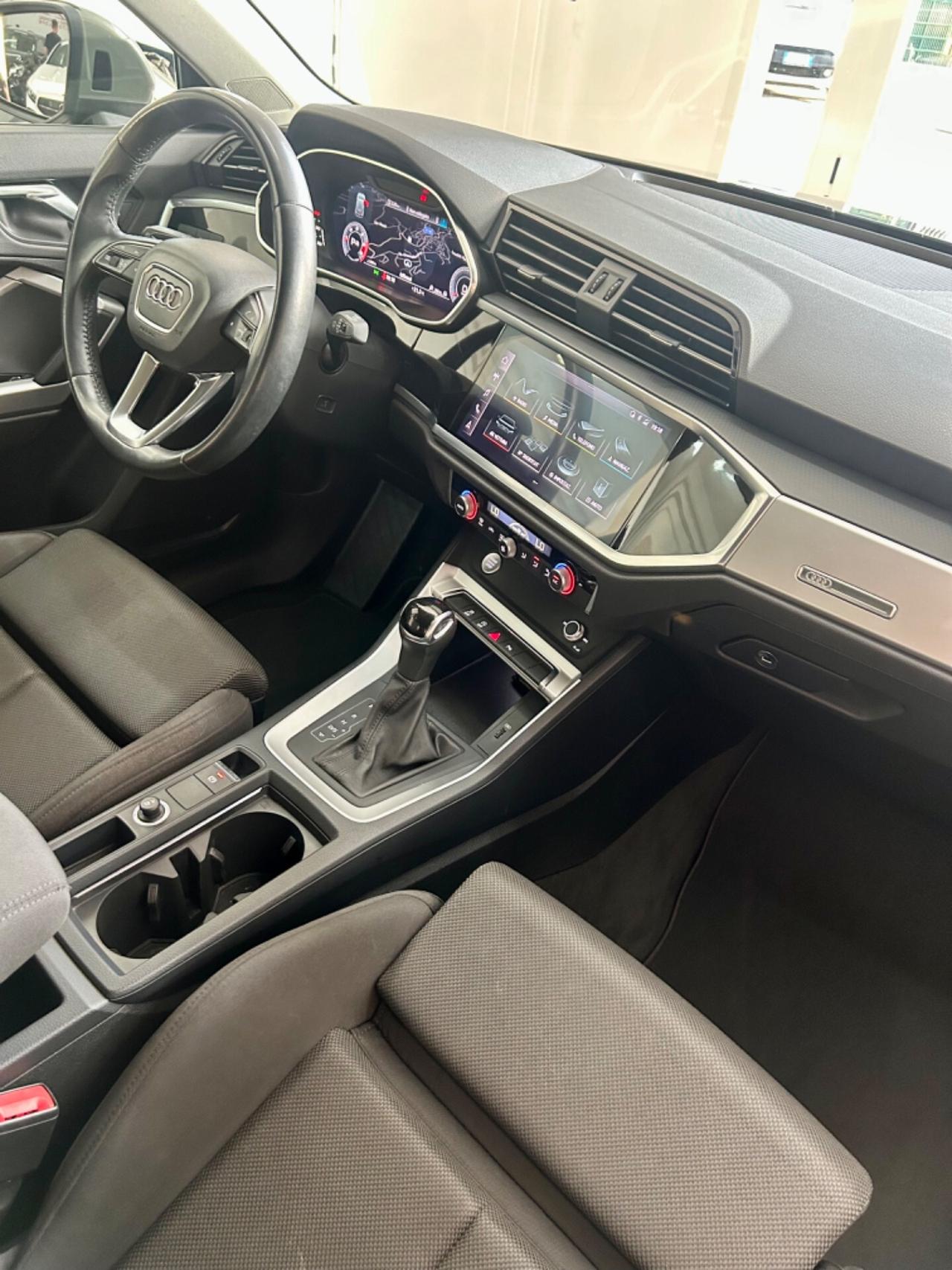 Audi Q3 35 TDI S tronic S line edition FINANZIABILE