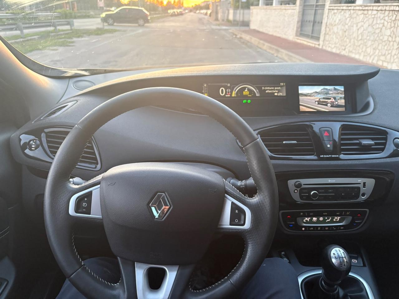Renault Scenic XMod 1.6 dCi 7 posti 2012
