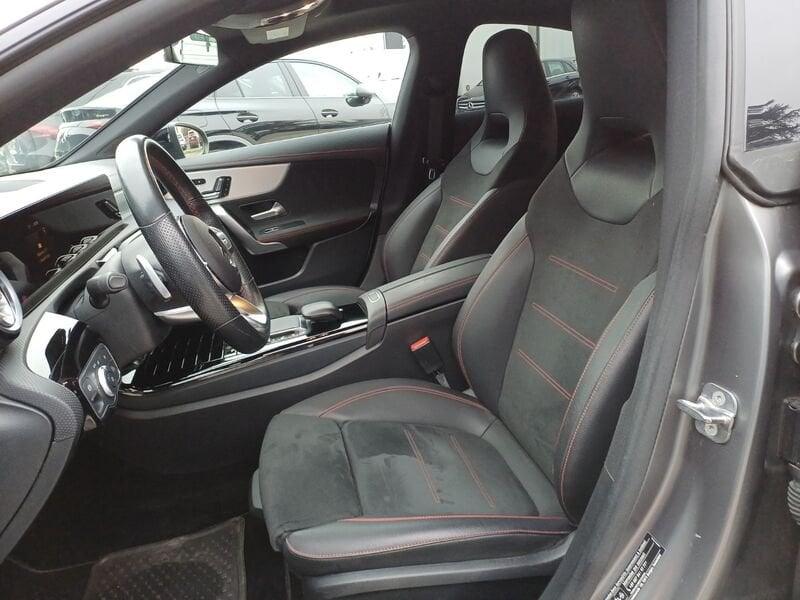 Mercedes-Benz CLA Coupé CLA 180 d Automatic Premium NIGHT-PACK