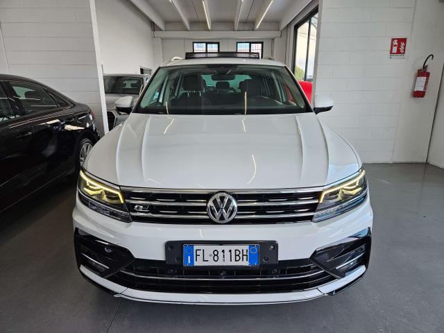 Volkswagen Tiguan 2.0 tdi R-LINE 150cv dsg