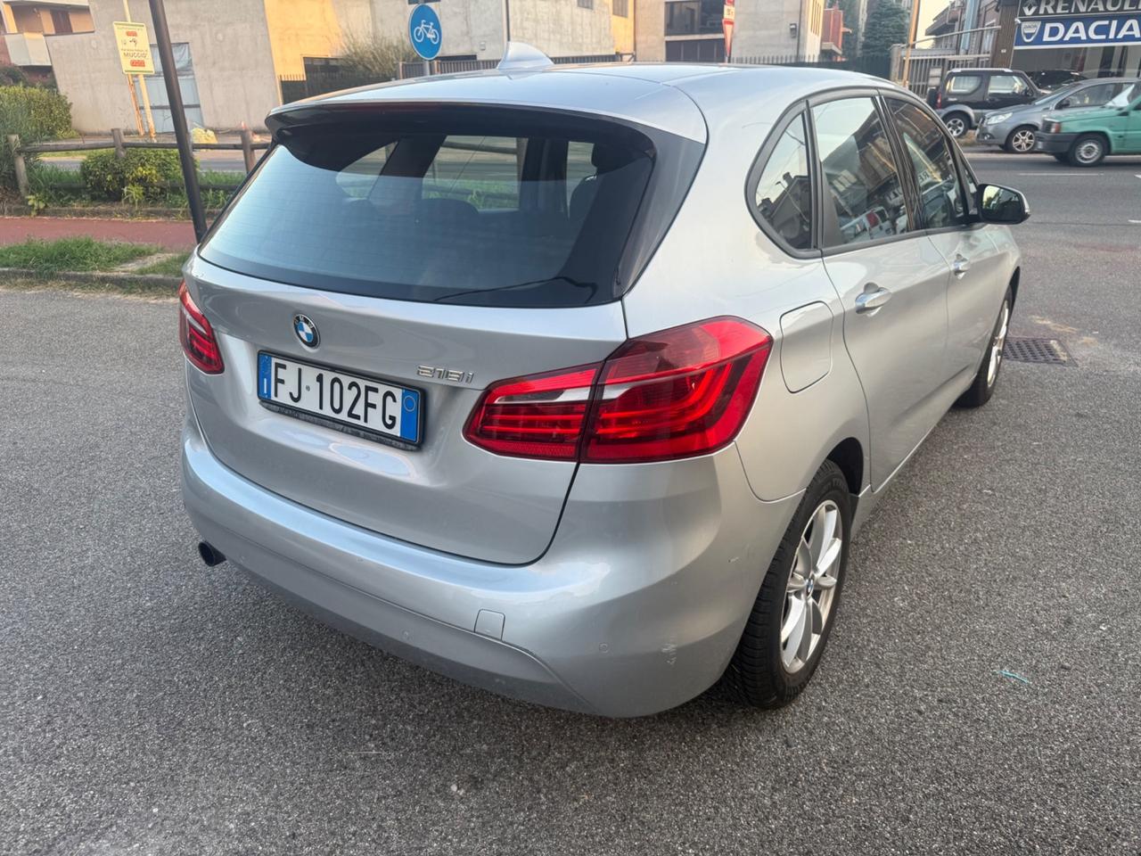 Bmw 218i Luxury