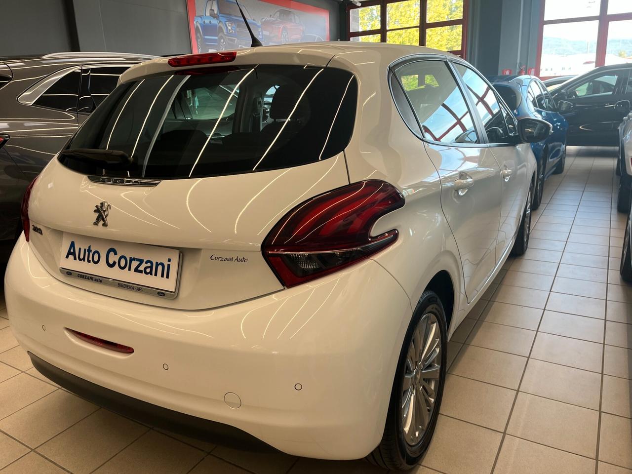 Peugeot 208 PureTech 82 5p. GPL Active