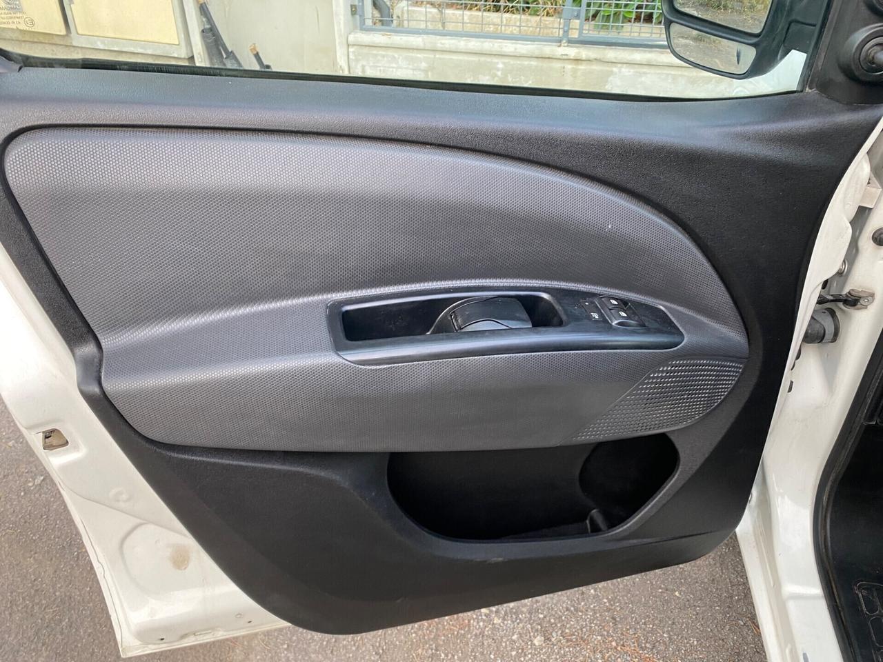 Fiat Doblo Doblò 1.4 T-Jet Natural Power PL-TN Cargo Maxi Lamierato