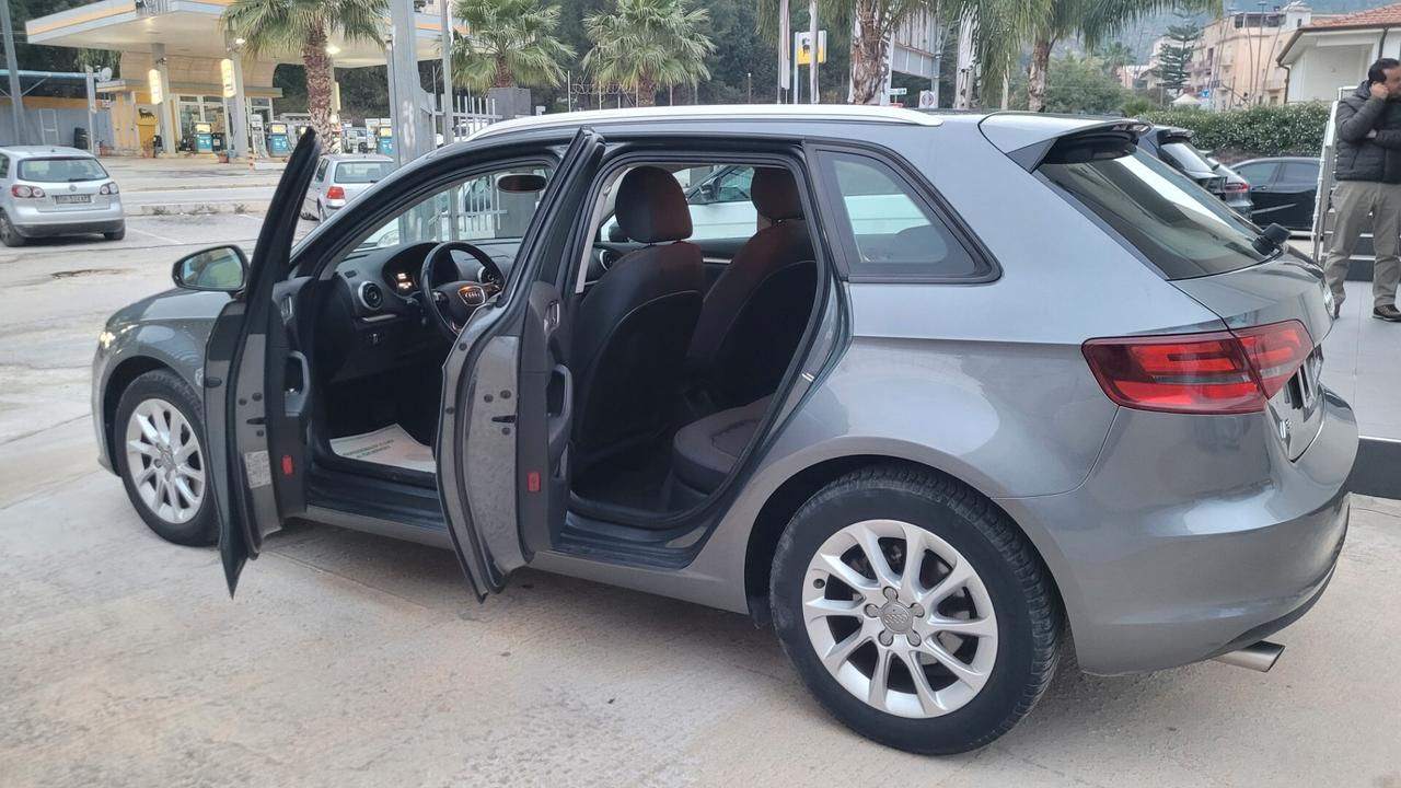 Audi A3 SPB 1.6 TDI 105 CV CR S tronic Ambition