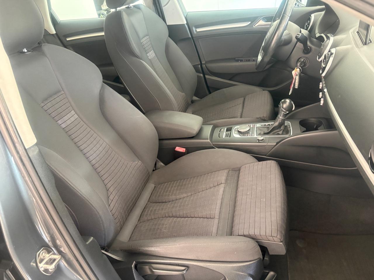 Audi A3 1.6 TDI clean diesel S tronic Ambiente