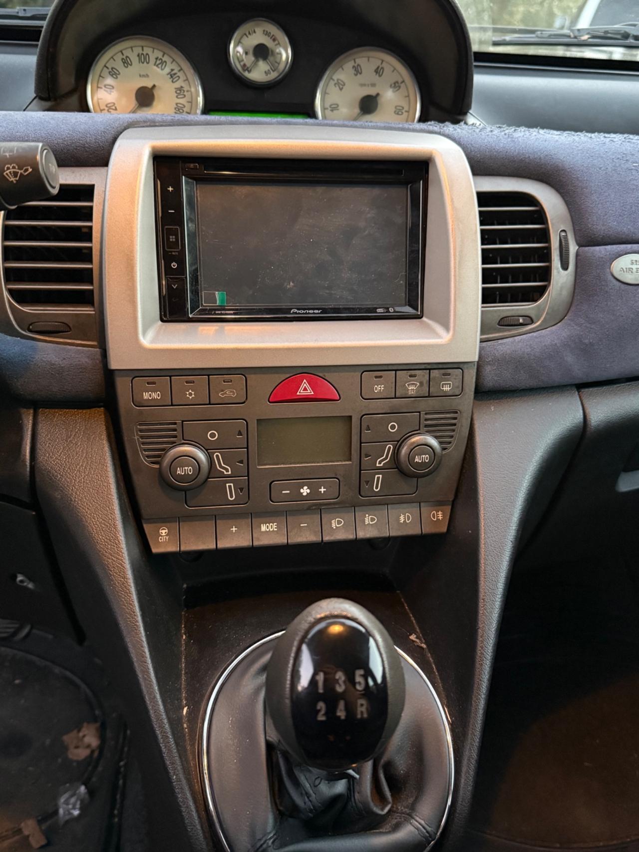 Lancia Ypsilon 1.3 Multijet 16V Argento