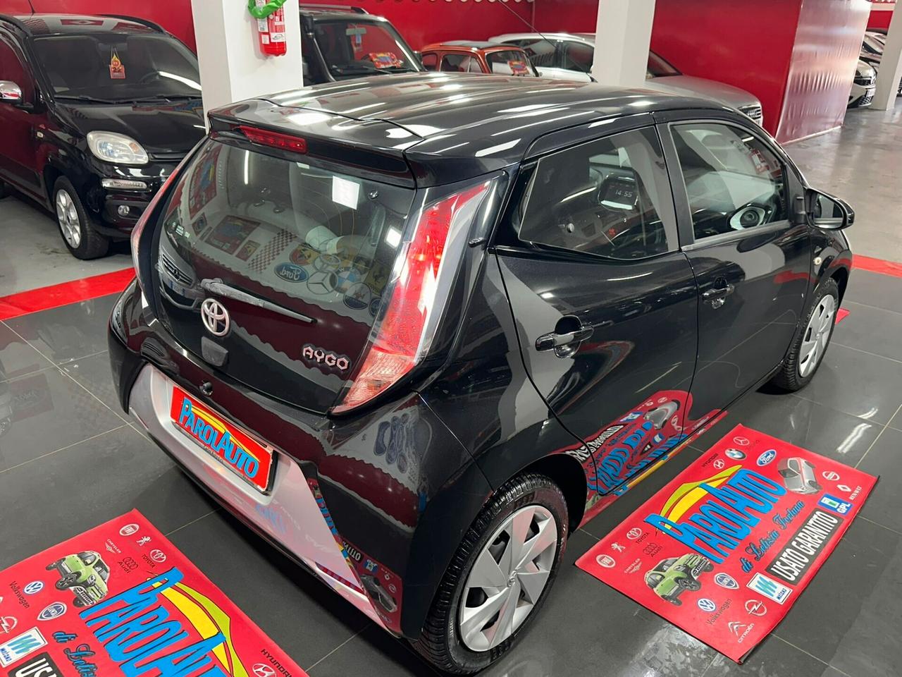 Toyota Aygo 1.0 VVT-i 69 CV x-BLACK - 2016