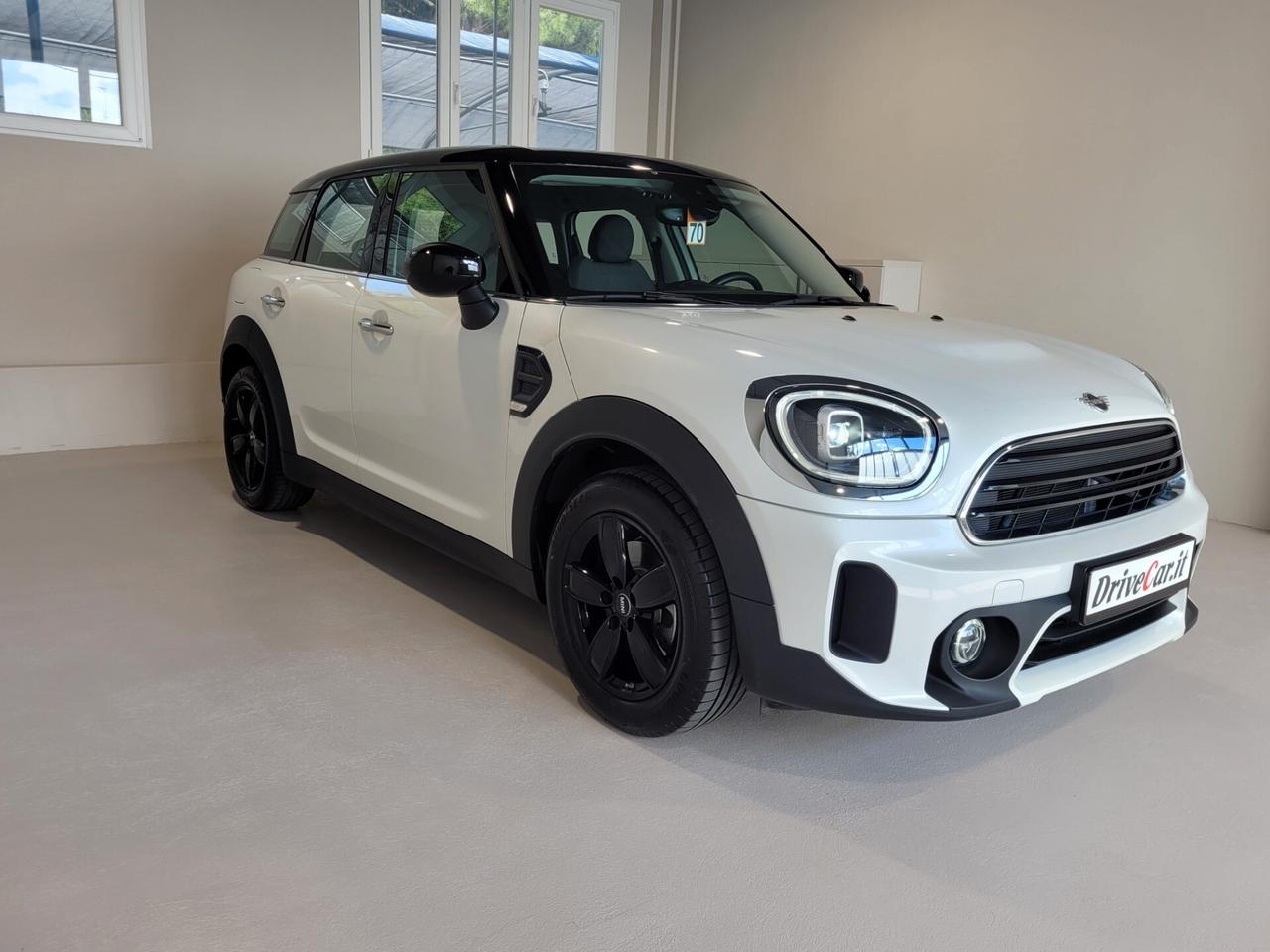 MINI Cooper Countryman 1.5 BENZINA AUT LED PELLE NAVI PDC RETROC. APPLEC