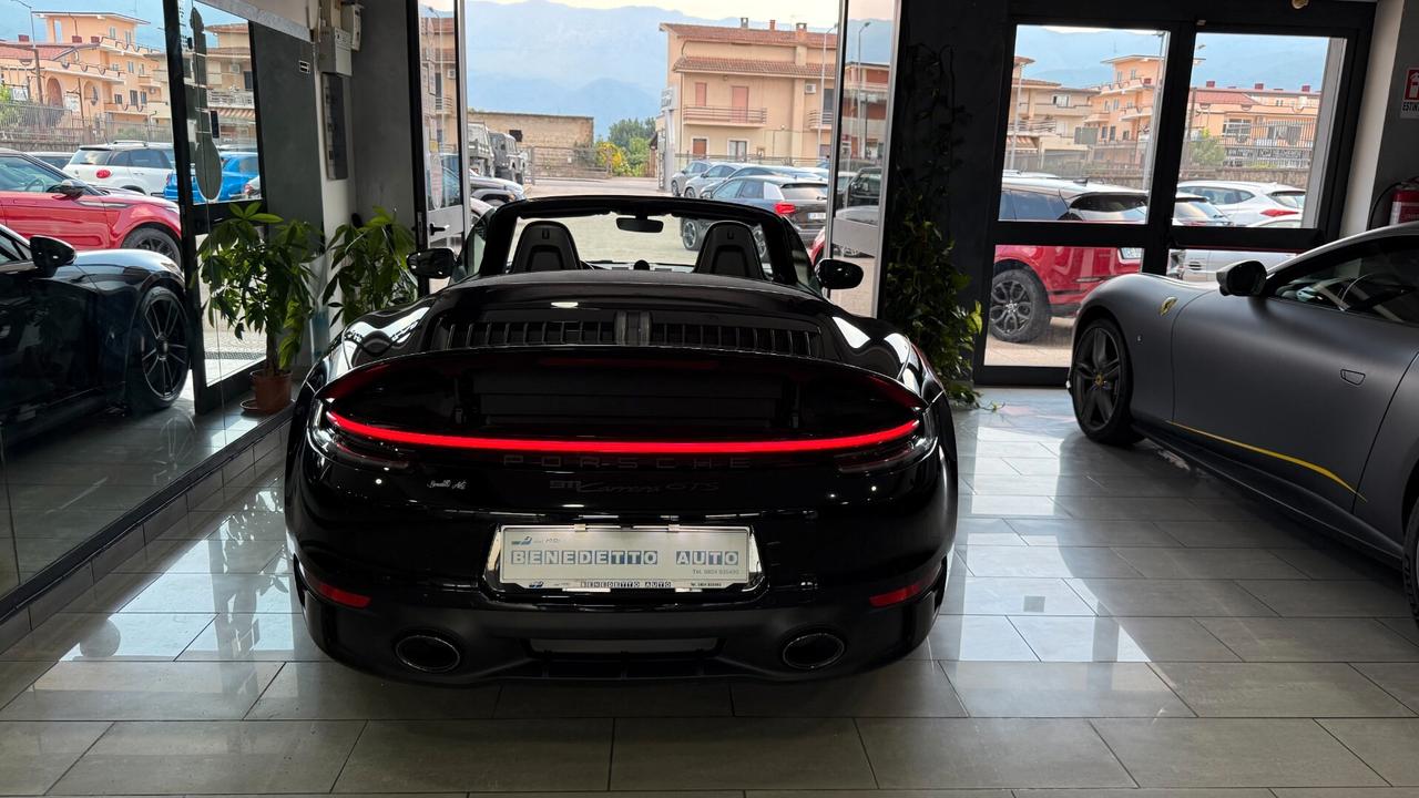 PORSCHE 992 GTS CABRIO UFF ITALIA