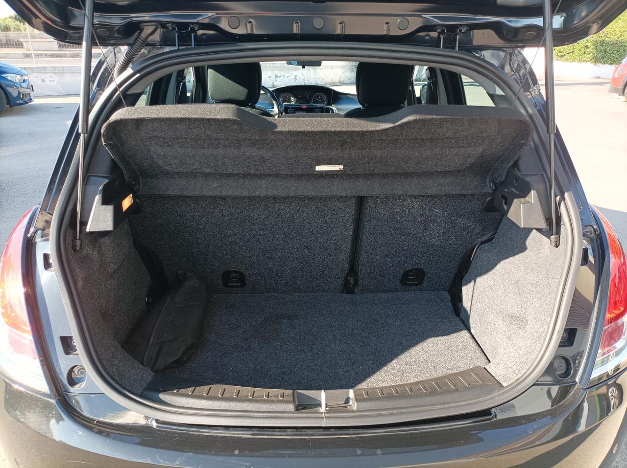 Lancia Ypsilon 1.2 69 CV 5 porte GPL Ecochic Gold