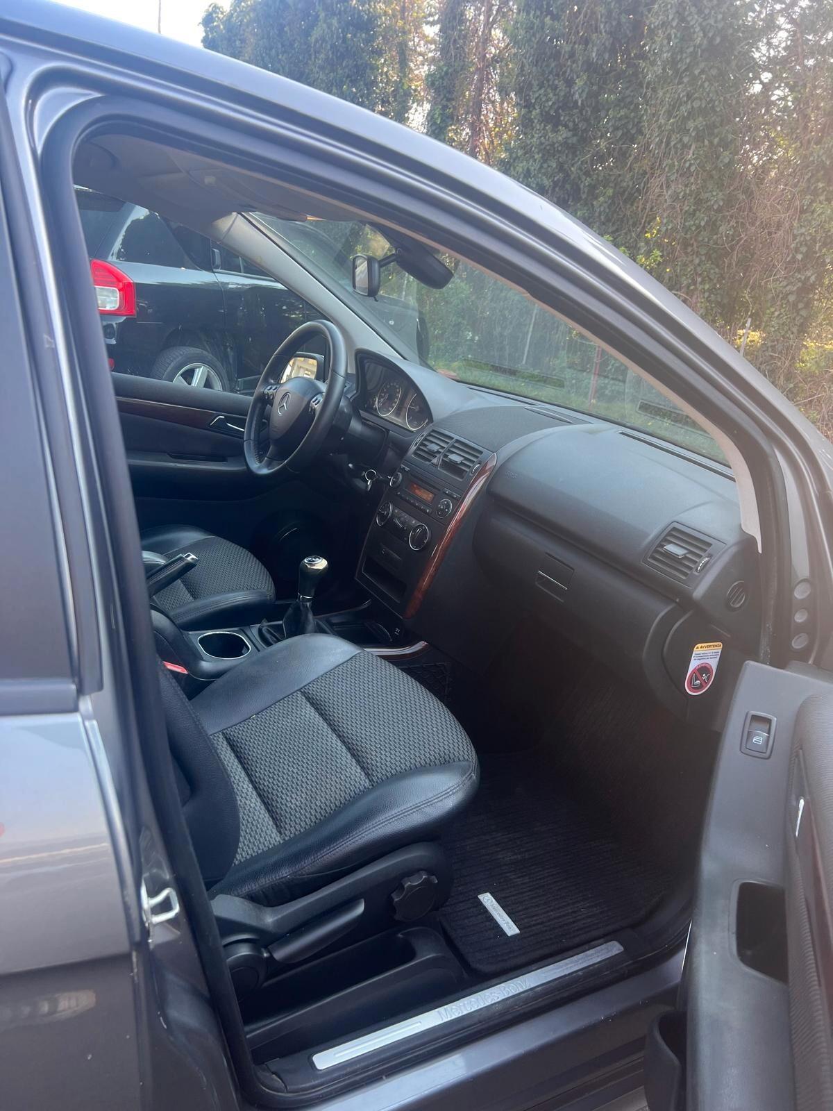 Mercedes-benz A 160 CDI BlueEFFICIENCY Special Edition