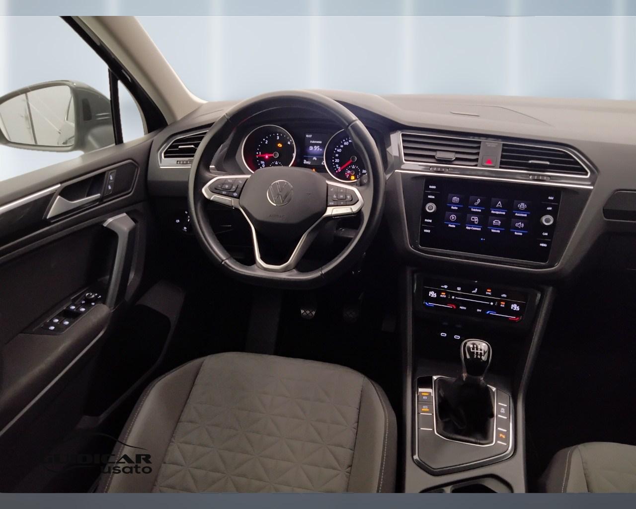 VOLKSWAGEN Tiguan II 2021 - Tiguan 2.0 tdi Life 122cv