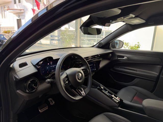 ALFA ROMEO Junior 1.2 136 CV Hybrid eDCT6 Speciale tua da ?299,00