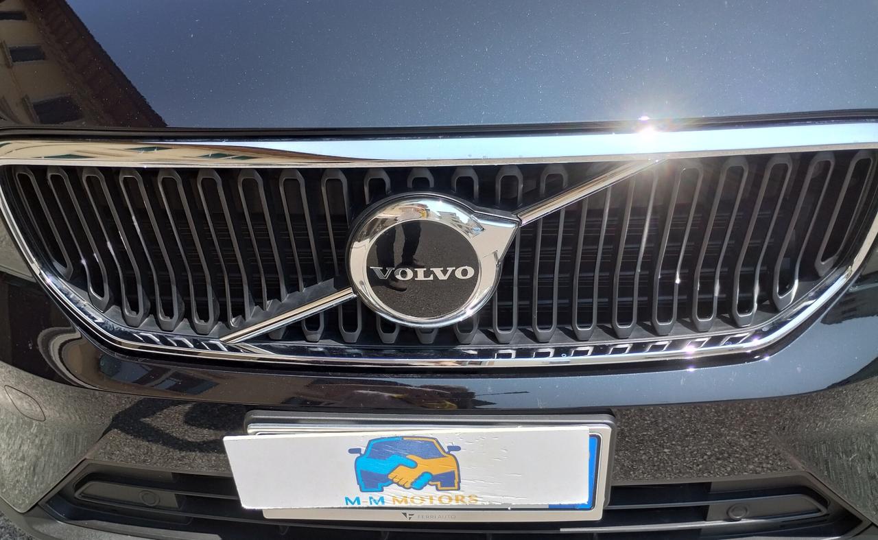 Volvo XC40 T2 automatico Essential