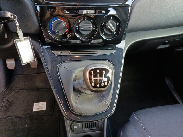 LANCIA Ypsilon 3ª serie 1.0 FireFly 5 porte S&S Hybrid Gold