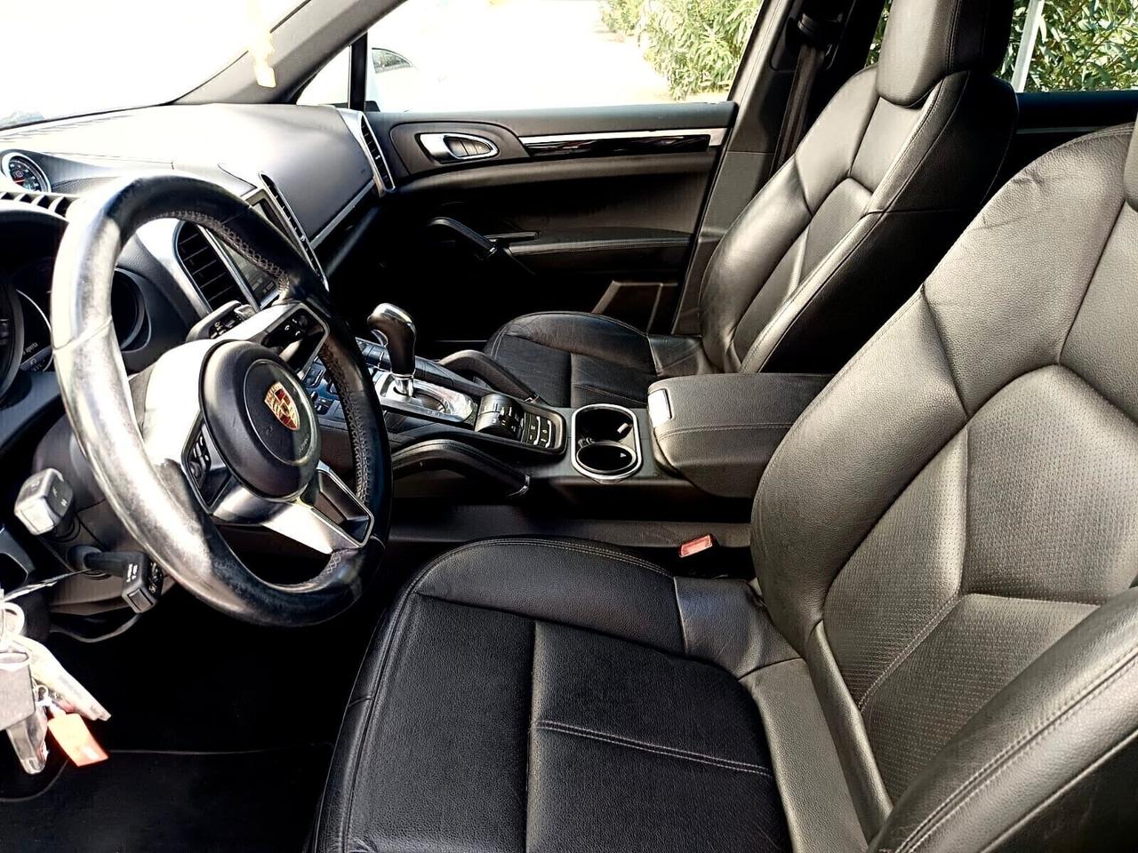 Porsche Cayenne 3.0 Diesel Restyling UNIPRO