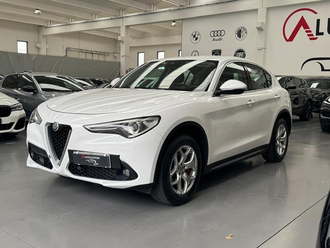 Alfa Romeo Stelvio 2.2 Turbodiesel 210 CV AT8 Q4 Super