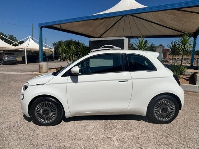 Fiat 500e Berlina 42 kWh NUOVA (PREZZO SENZA VINCOLI)