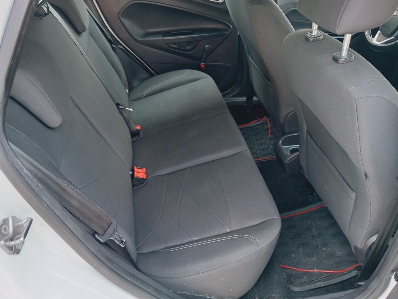 Ford Fiesta 1.4 5p. Bz.- GPL Titanium