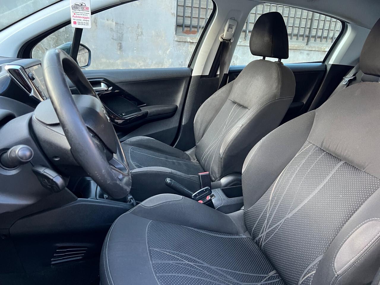 Peugeot 208 1.2 VTi 82 CV 5 porte Allure