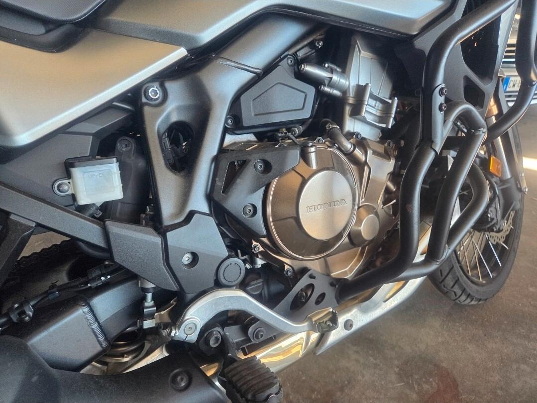 Honda Africa Twin XRV 750