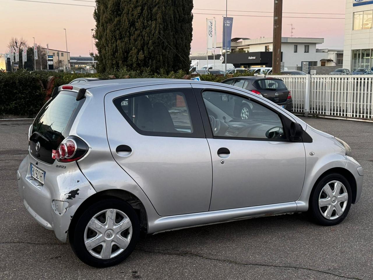 Toyota Aygo 1.0 12V VVT-i 5 porte Now
