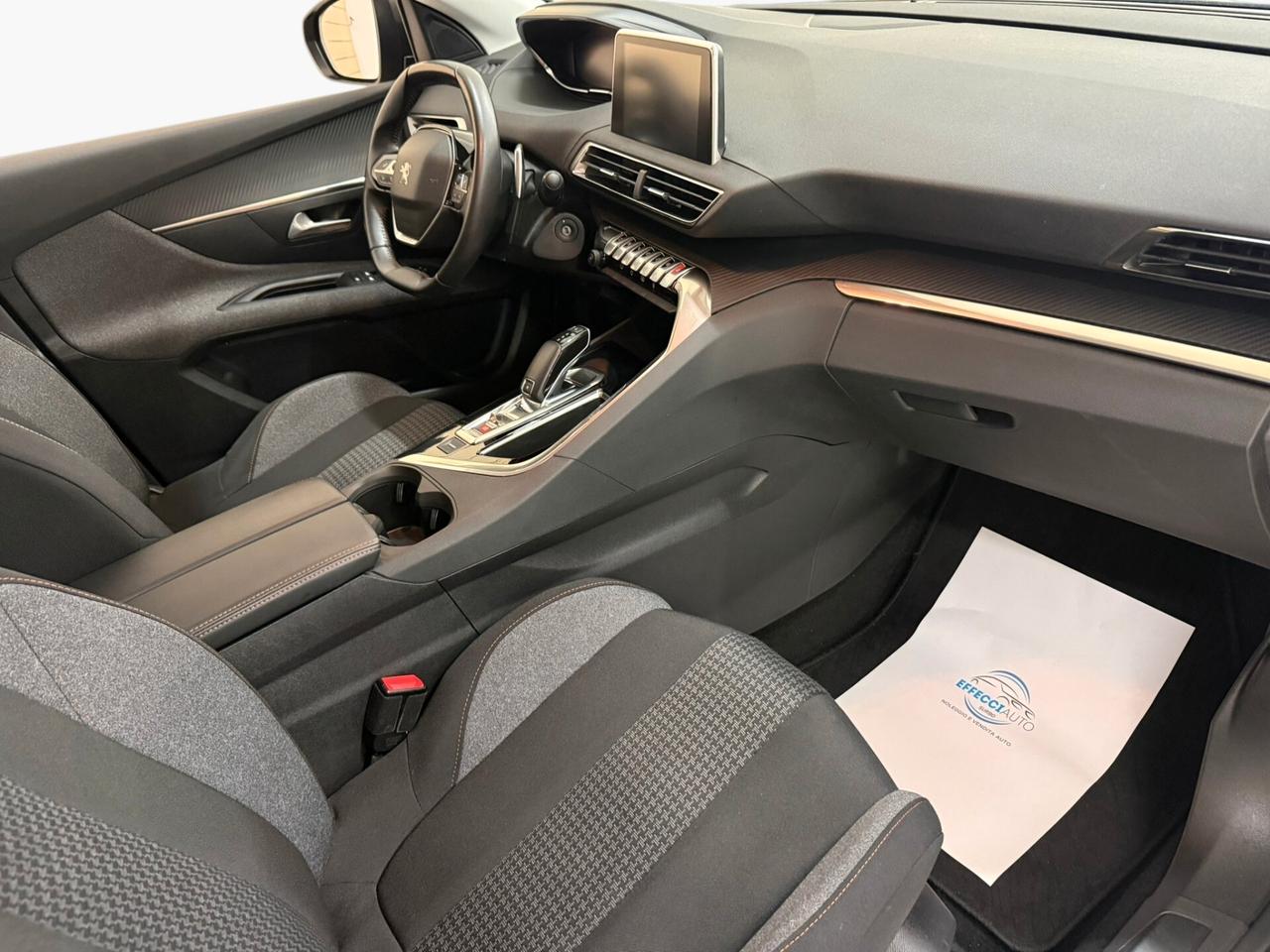 Volkswagen T-Roc 2.0 TDI SCR Business BlueMotion Technology