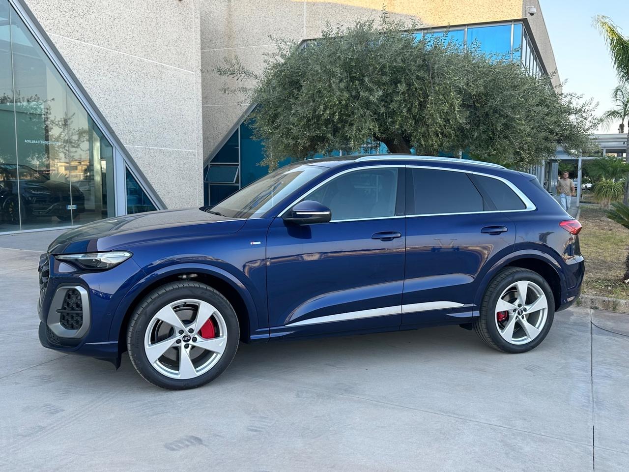 Audi Q5 Sline quattro possibilità noleggio no scoring