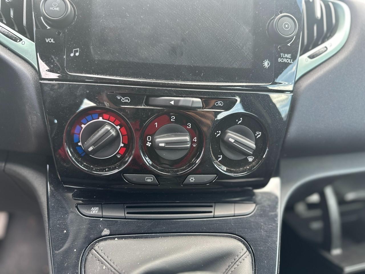 LANCIA Ypsilon III 2021 - Ypsilon 1.0 firefly hybrid Platino s&s 70cv