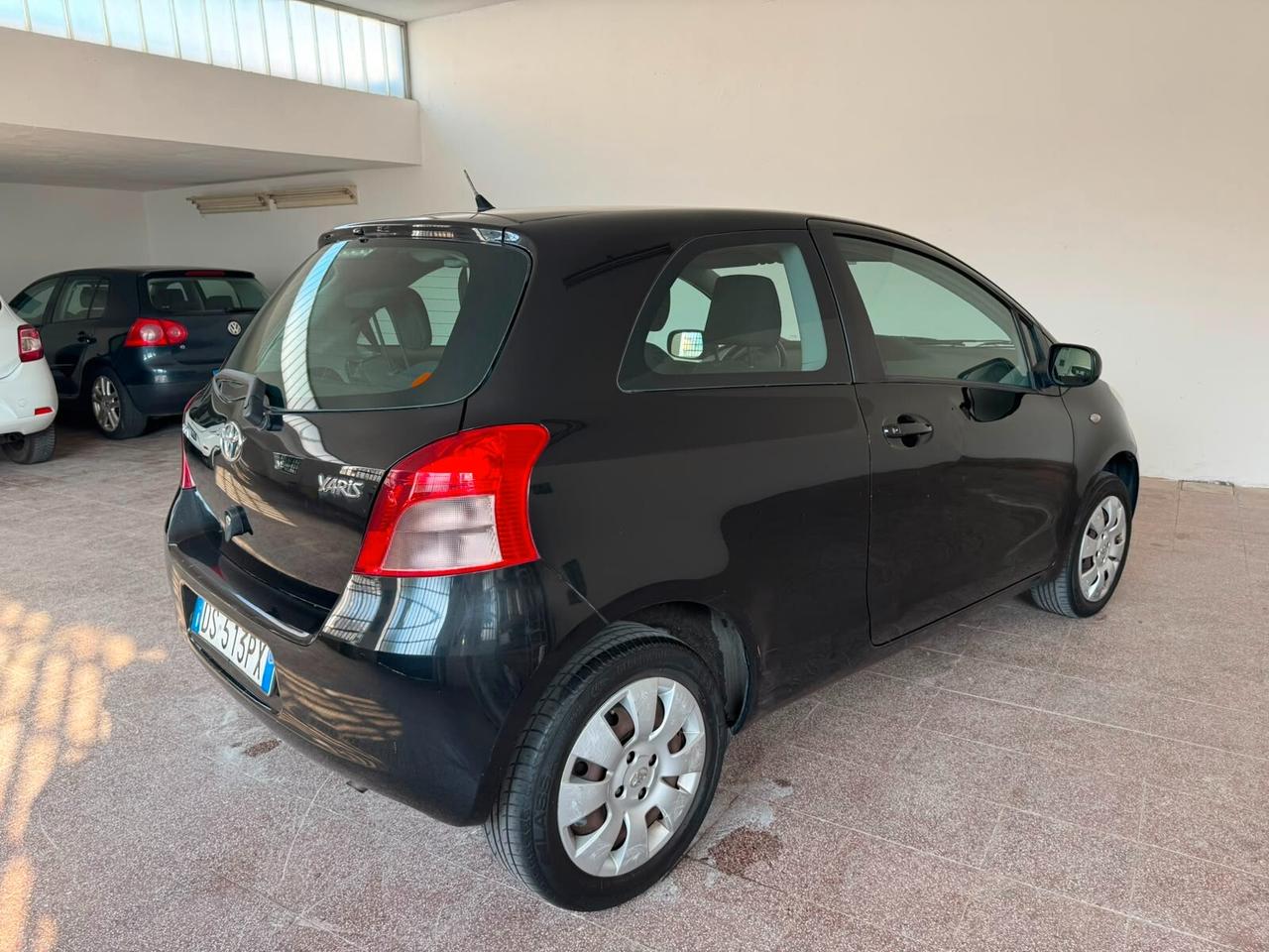 Toyota Yaris 1.0 3 porte