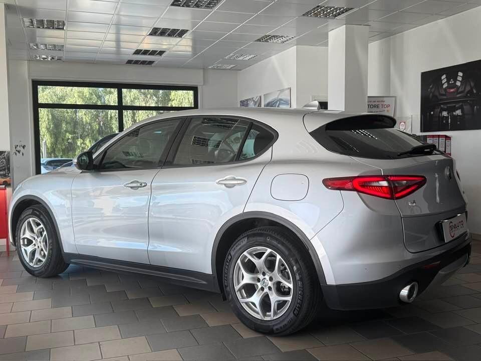 Alfa Romeo Stelvio 2.2 Turbodiesel 190 CV AT8 Q4 Business
