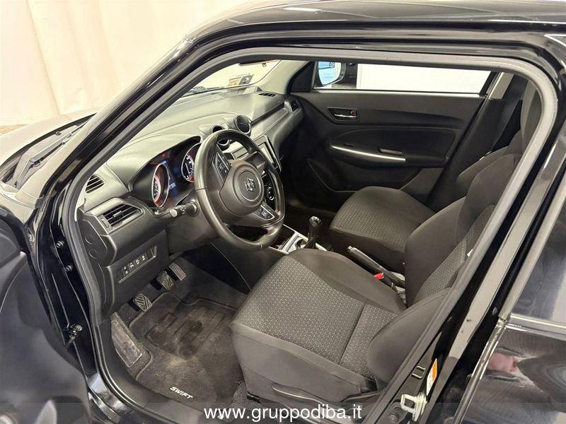 Suzuki Swift VI 2020 1.2h Top 2wd