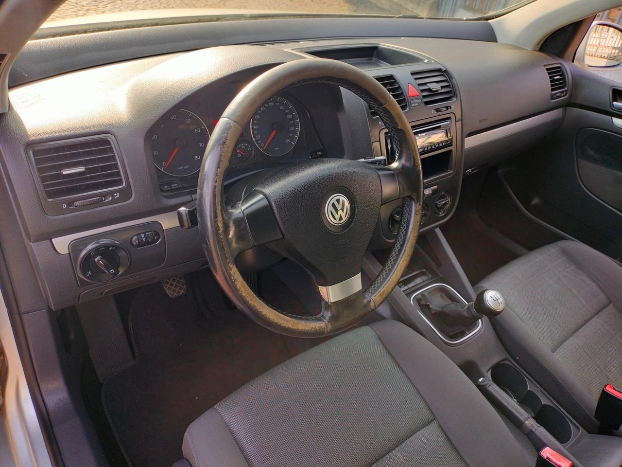 Volkswagen Golf 1.6 16V FSI 5p. Comfortline