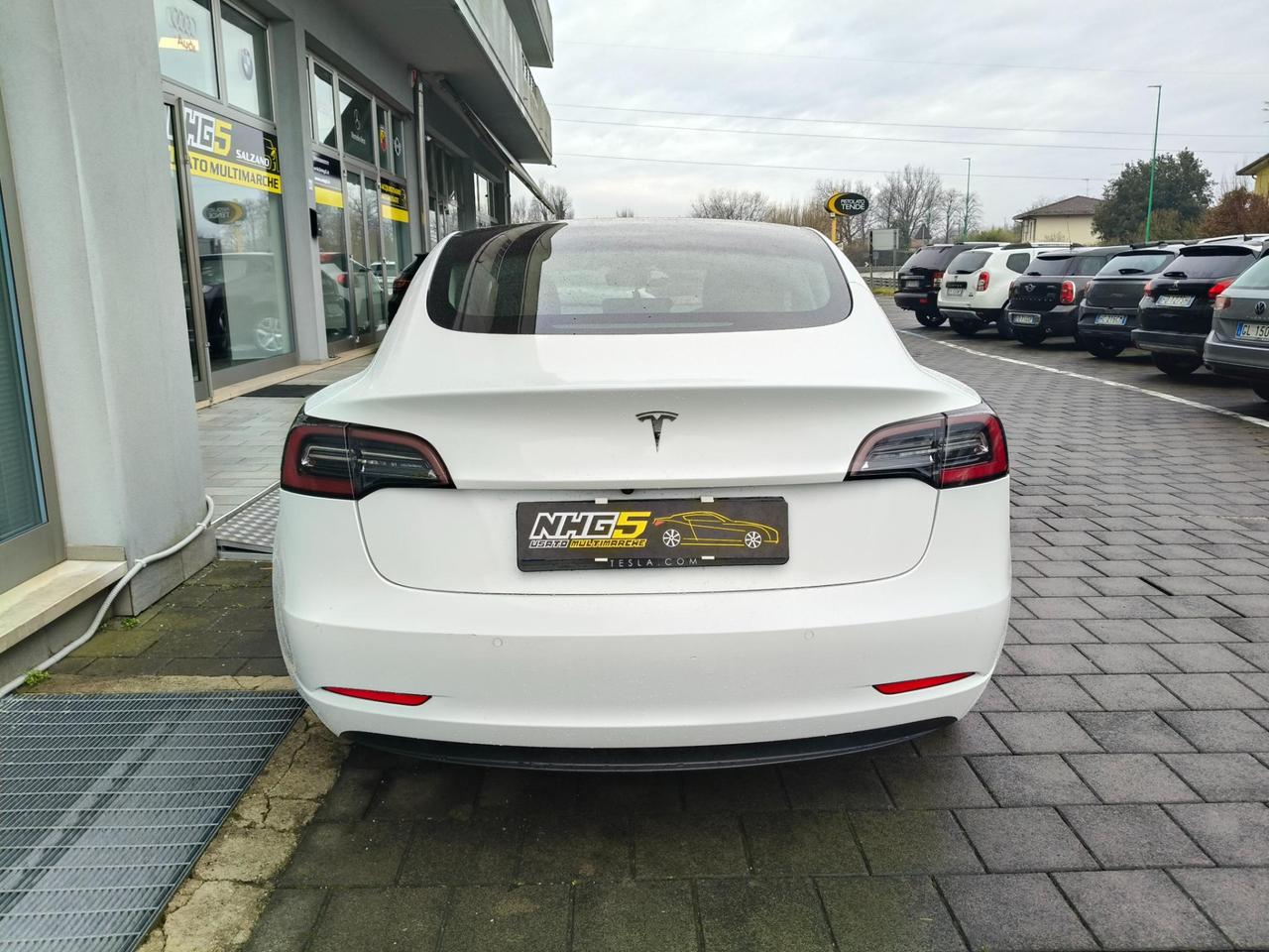 Tesla Model 3 Standard rwd Plus