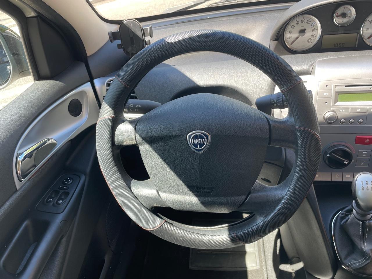 Lancia Ypsilon 1.2 69 CV/1PROP/GARANZIA 12 MESI