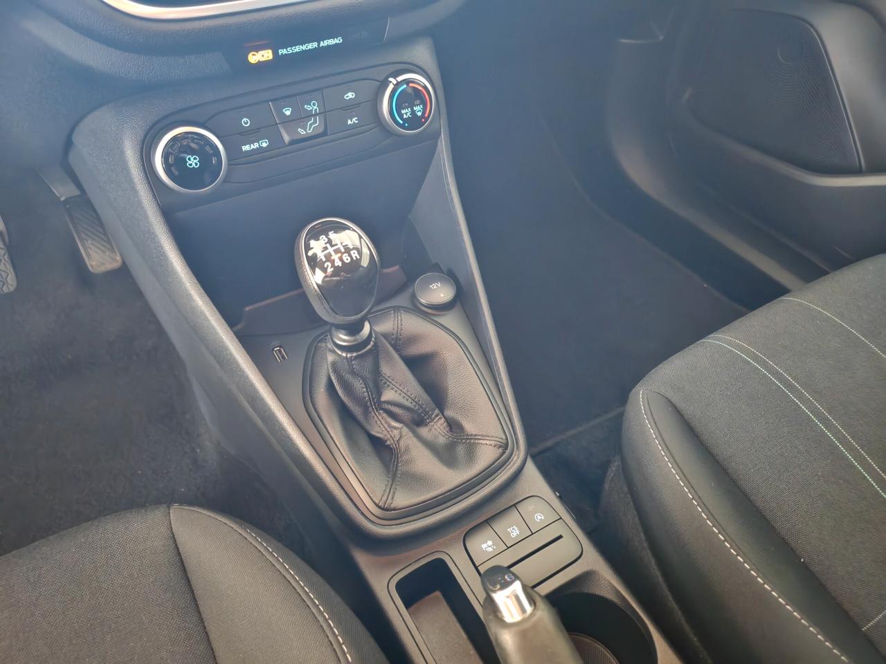 Ford Fiesta VAN hybrid 125cv Autocarro N1 2 posti uniprop