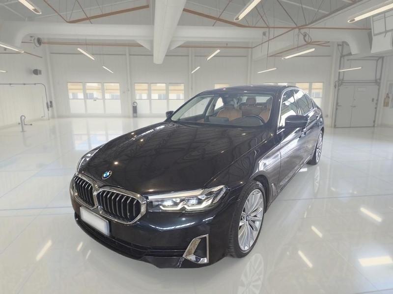 BMW 530 XDRIVE 48V 183KW LUXURY AUTO 4 PORTE BERLINA