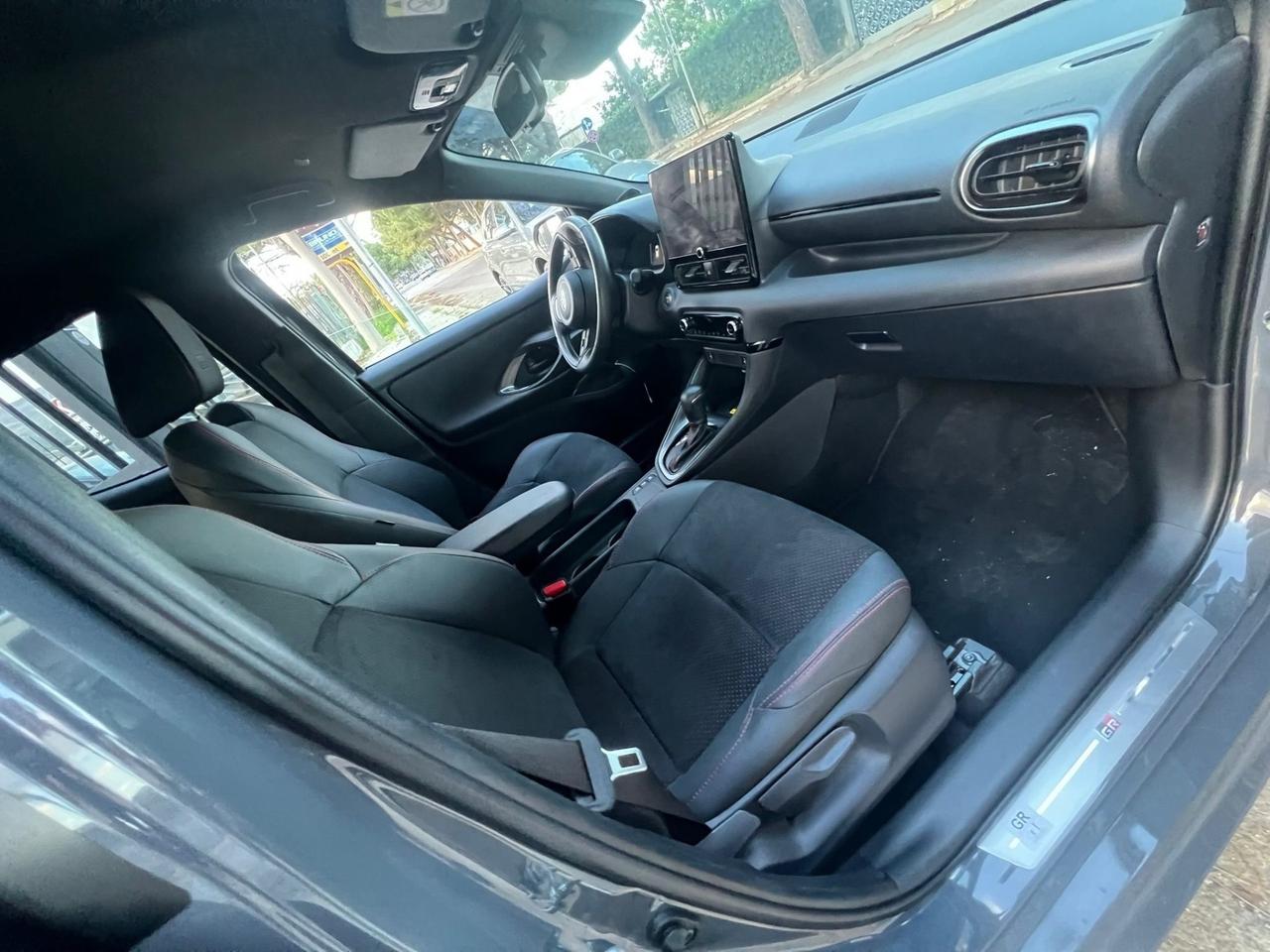 Toyota Yaris 1.5 130 Hybrid 5 porte GR Sport