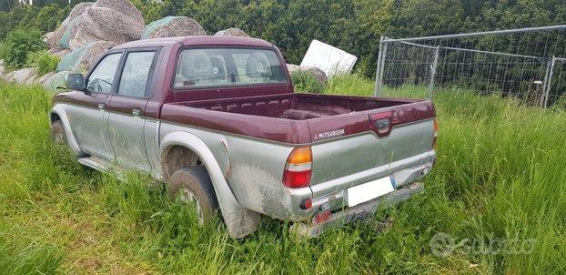 Mitsubishi L200 2.5 TDI 100CV 4WD Doppia Cabina